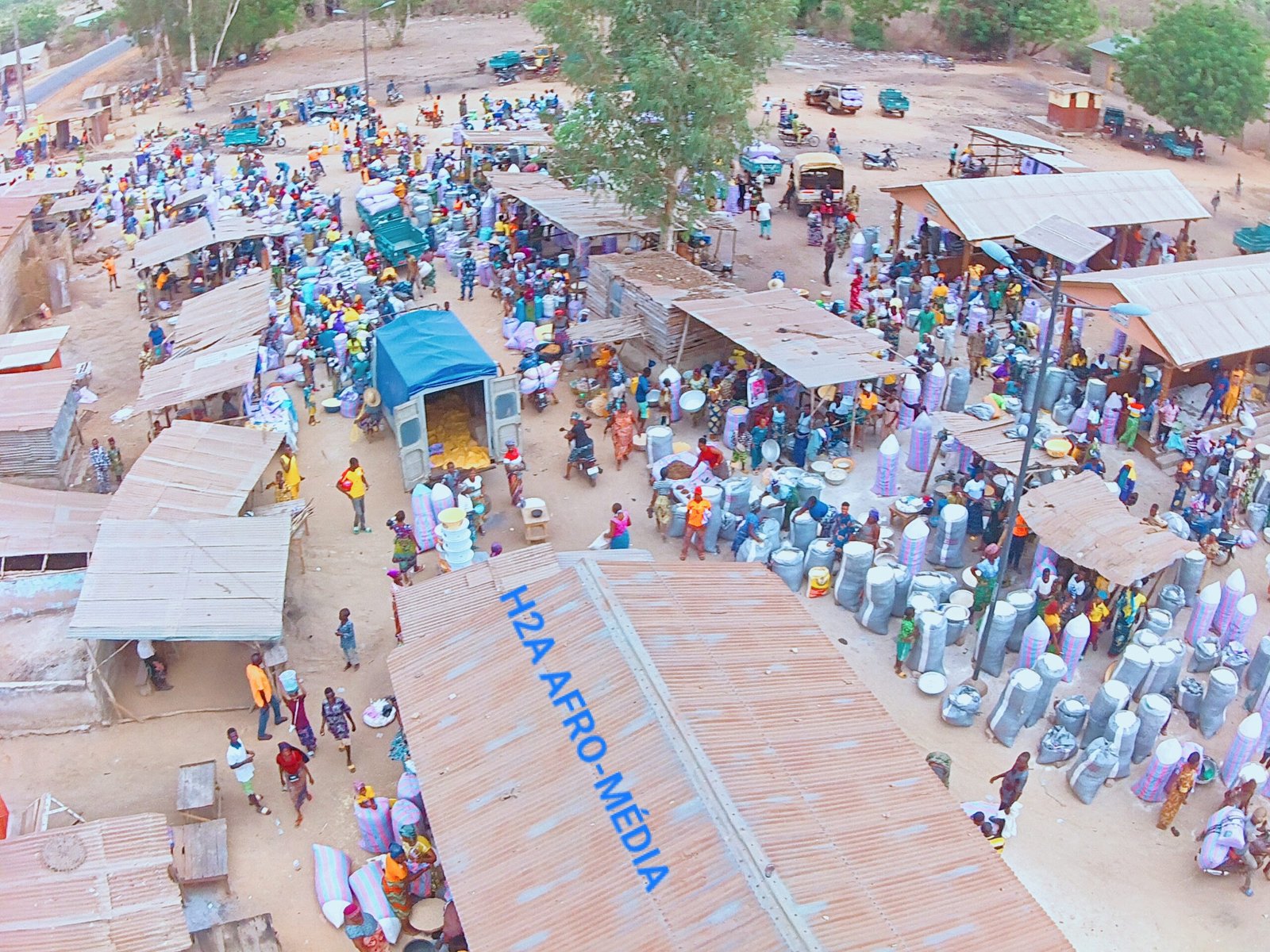 Commune de Klouékanmè et atouts socio-économiques : Allons à la découverte du marché de Lanta Commune de Klouékanmè et atouts socio-économiques : Allons à la découverte du marché de Lanta